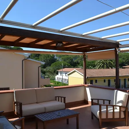 Terrazza Su Naregno Lejlighed